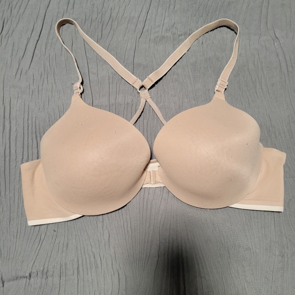 Warner's Beige Women's Bra with Front Clasp